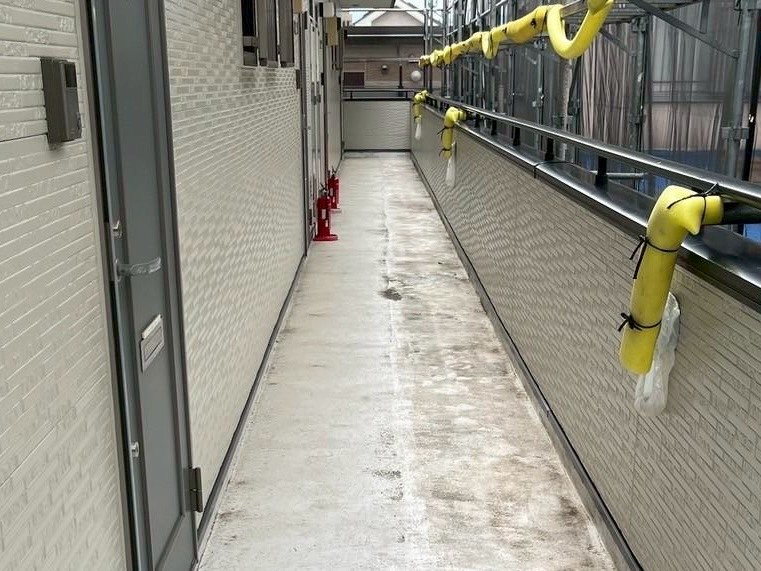 施工前の共用廊下