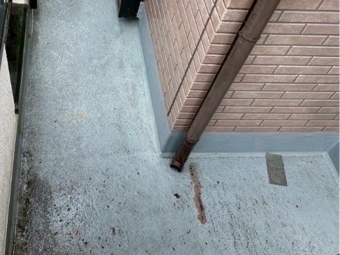 施工前のバルコニー